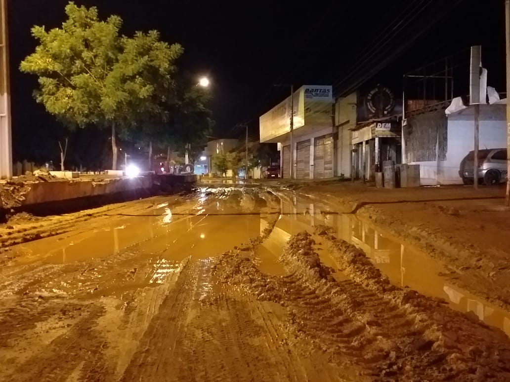 ‘Estamos fazendo conforme o tempo permite’, diz o chefe de serviço do DNIT de Picos após chuvas atípicas no município