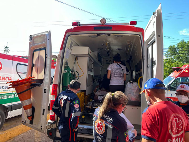 10 pacientes são transferidos para hospitais da região após incêndio no HRJL