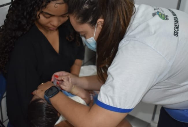 Picos realiza vacinação contra Poliomielite