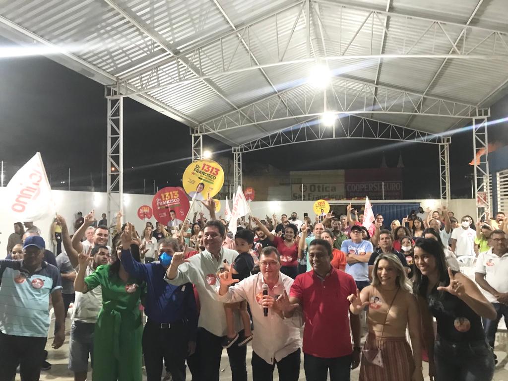 Em Picos, vereador Chaguinha promove encontro com os candidatos Nerinho e Francisco Costa