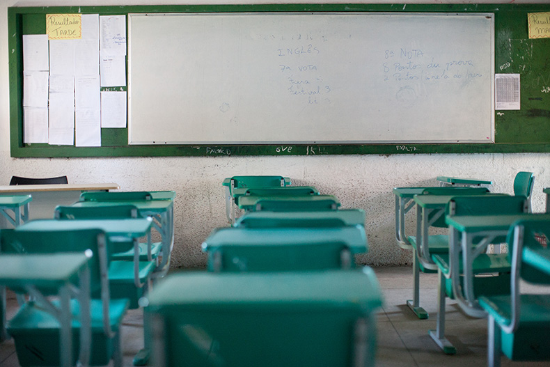 Pandemia faz disparar desigualdade na permanência de alunos na escola