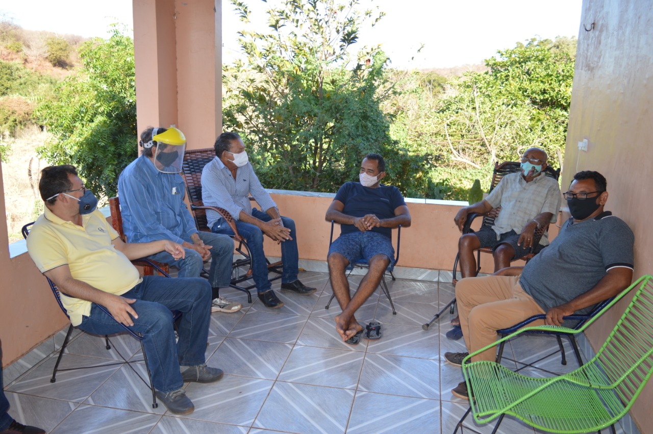 Gil Paraibano visita diversos povoados da zona rural de Picos