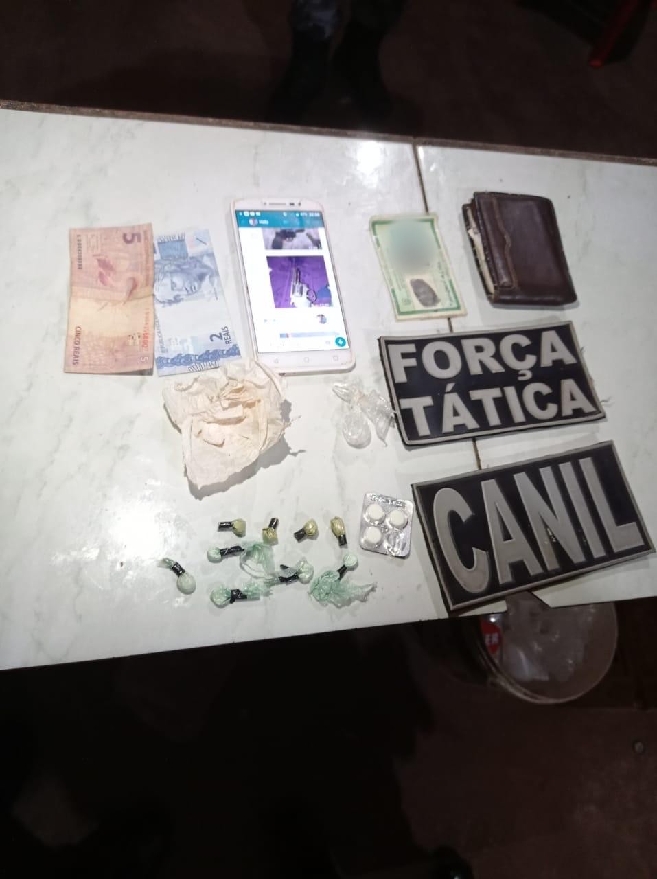 Polícia Militar descobre ponto de tráfico de drogas em bar na zona rural de Picos