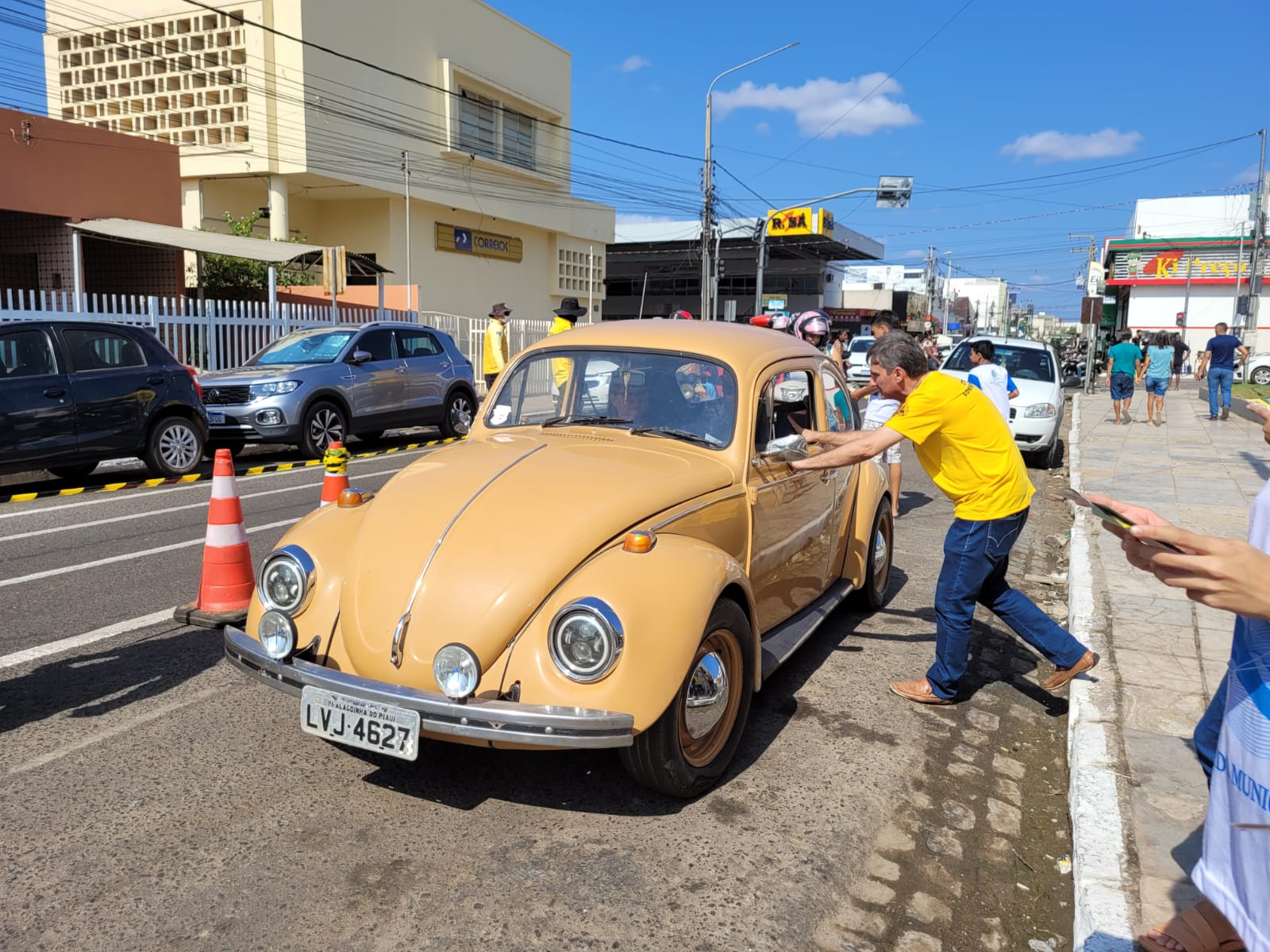 STTRAM realiza blitz educativa em alusão à Semana Nacional do Trânsito