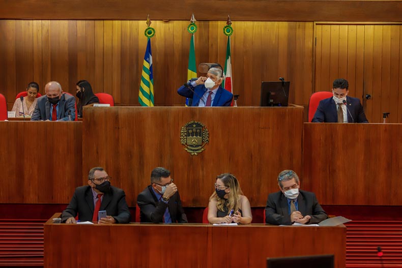 Disputa pela vaga de conselheiro do TCE já tem 5 inscritos