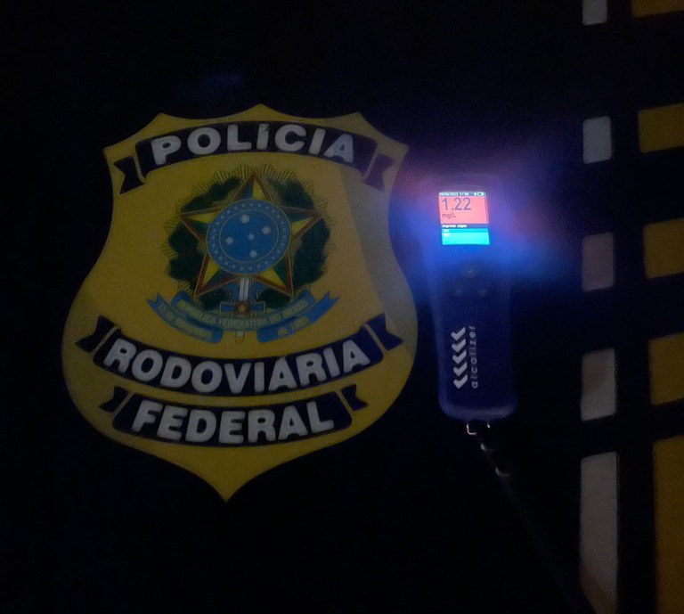 PRF prende motociclista por dirigir sob efeito de álcool em Picos