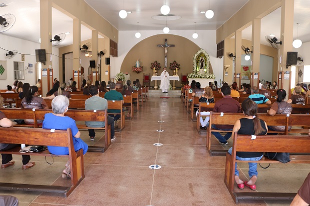 Confira os horários das missas de Natal nas paróquias de Picos