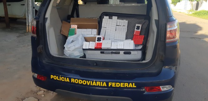 Em Picos, PRF prende jovem pelo crime de descaminho de produtos eletrônicos