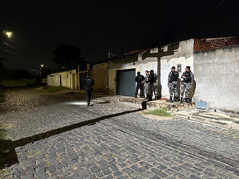 Operação cumpre 25 mandados contra membros de facções criminosas no Piauí