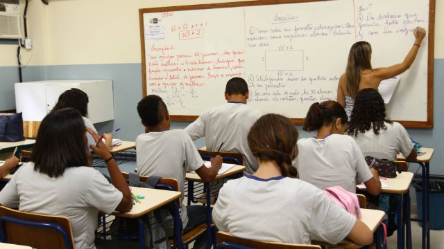 Pisa: Brasil mantém estabilidade em matemática, leitura e ciências