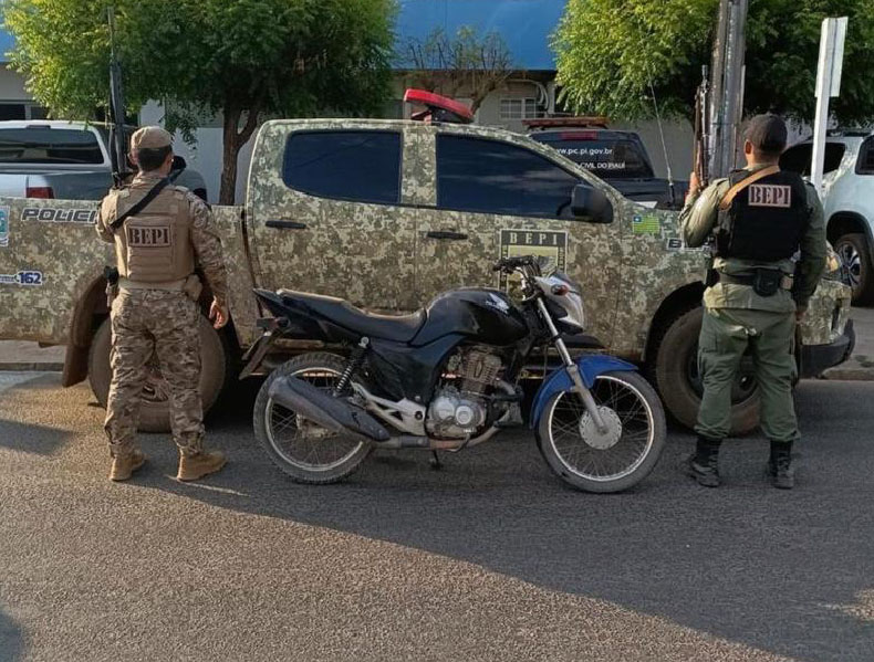 Motocicleta com sinais de adulteração é apreendida em Santo Antônio de Lisboa