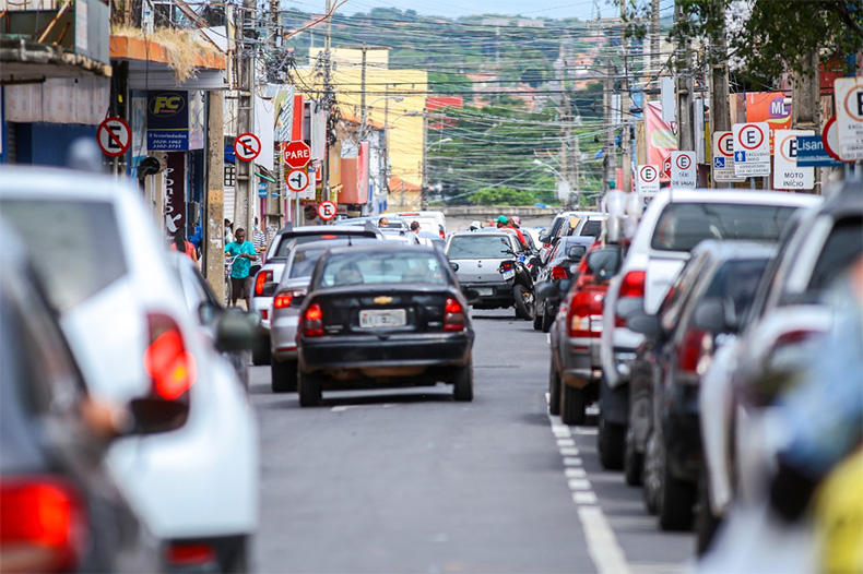 Contribuintes têm até dia 28 de fevereiro para pagar IPVA com 10% de desconto