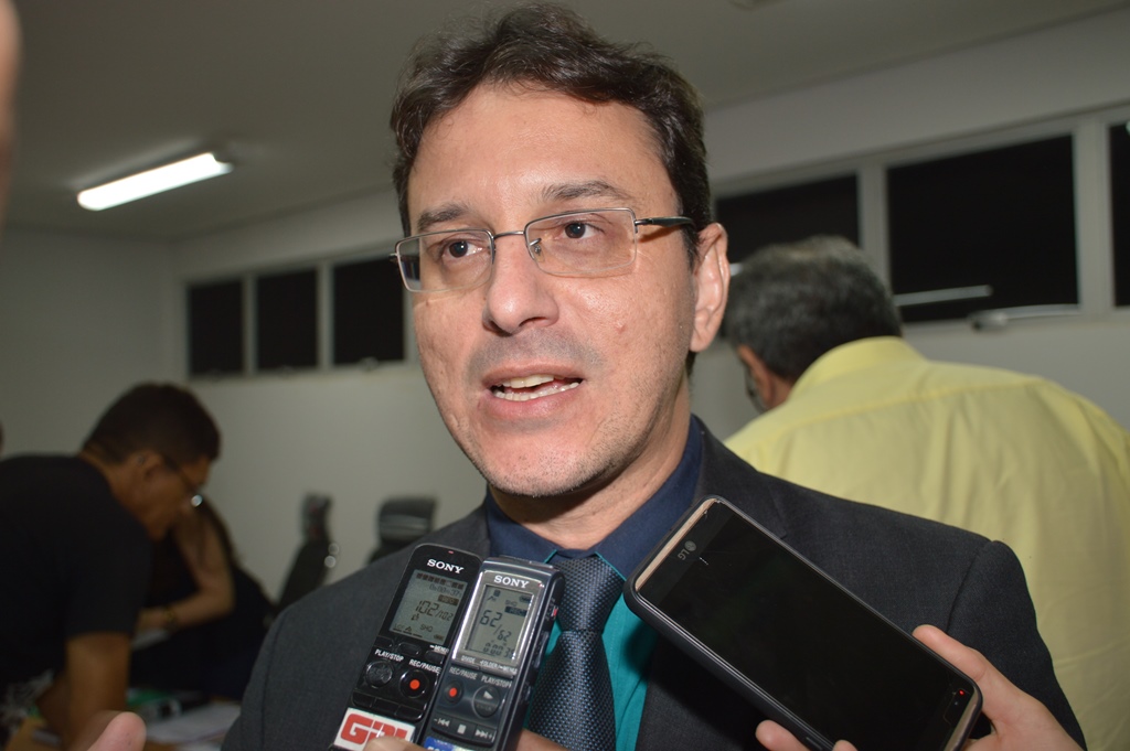 Maycon Luz garante que os aprovados no concurso público da Prefeitura de Picos serão convocados
