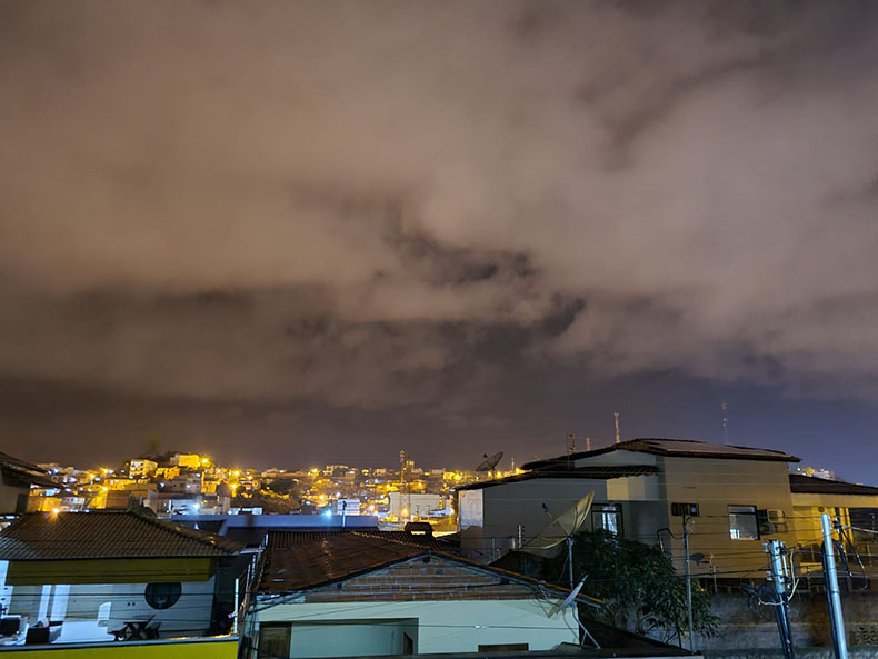 Chuva é registrada na noite desta terça-feira em Picos