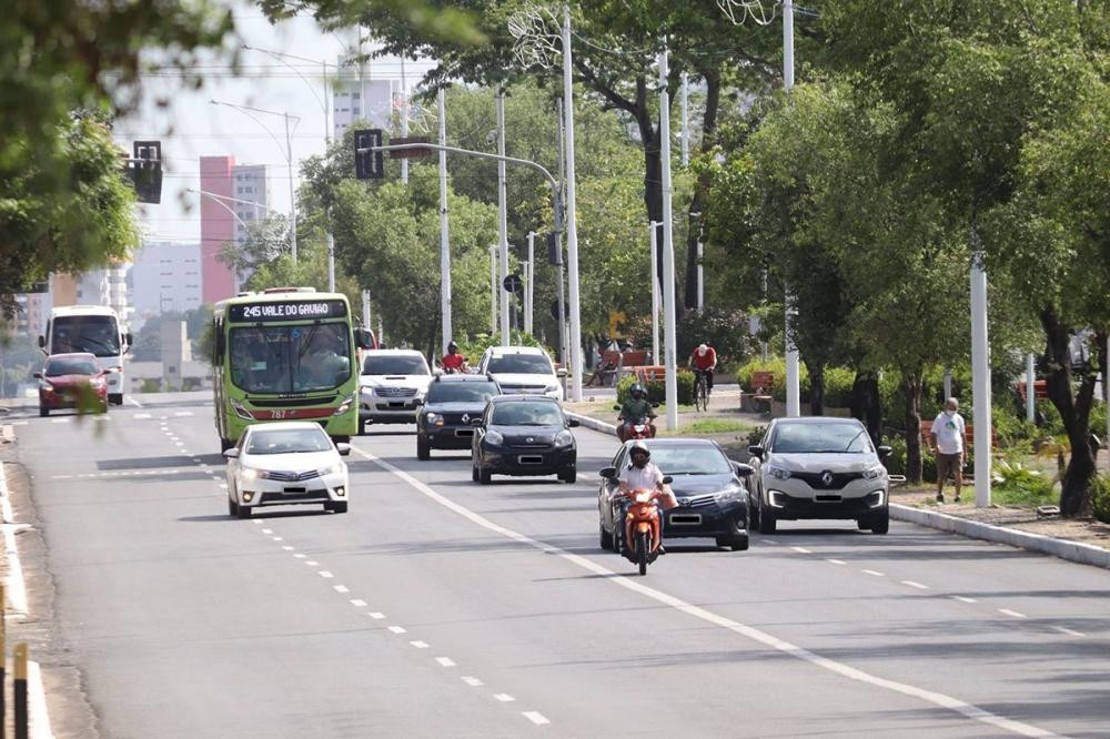 Rafael sanciona lei que zera IPVA de ônibus e motos e reduz dívidas em 90%