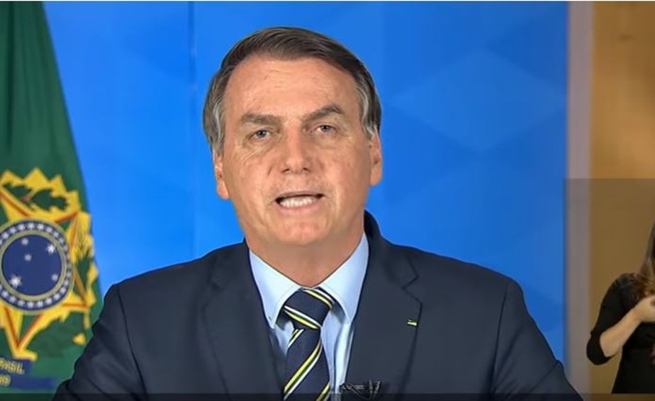 Bolsonaro veta projeto que previa prioridade a mulher chefe de família no pagamento do auxílio emergencial