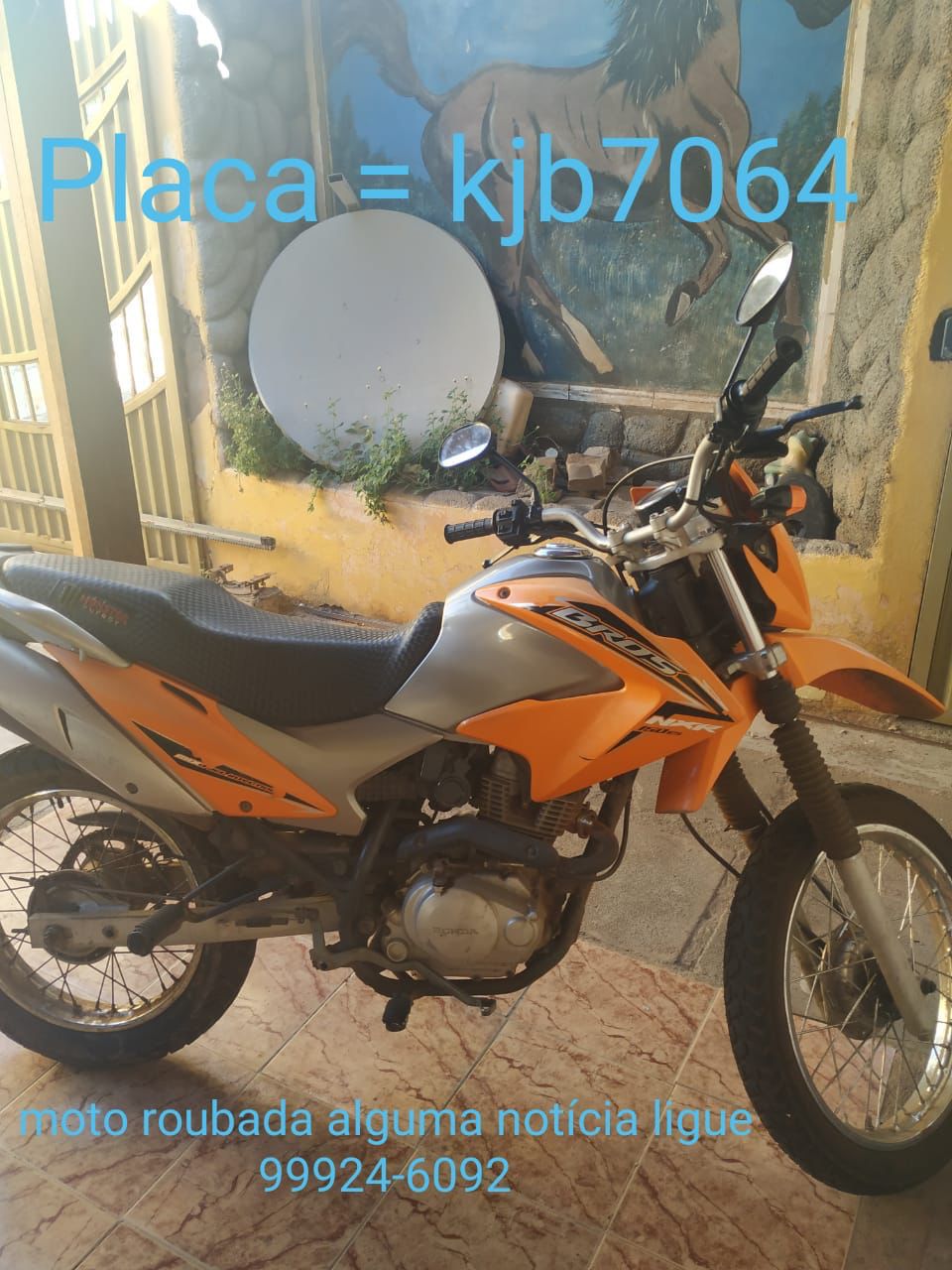 Câmera de segurança flagra furto de moto em Picos