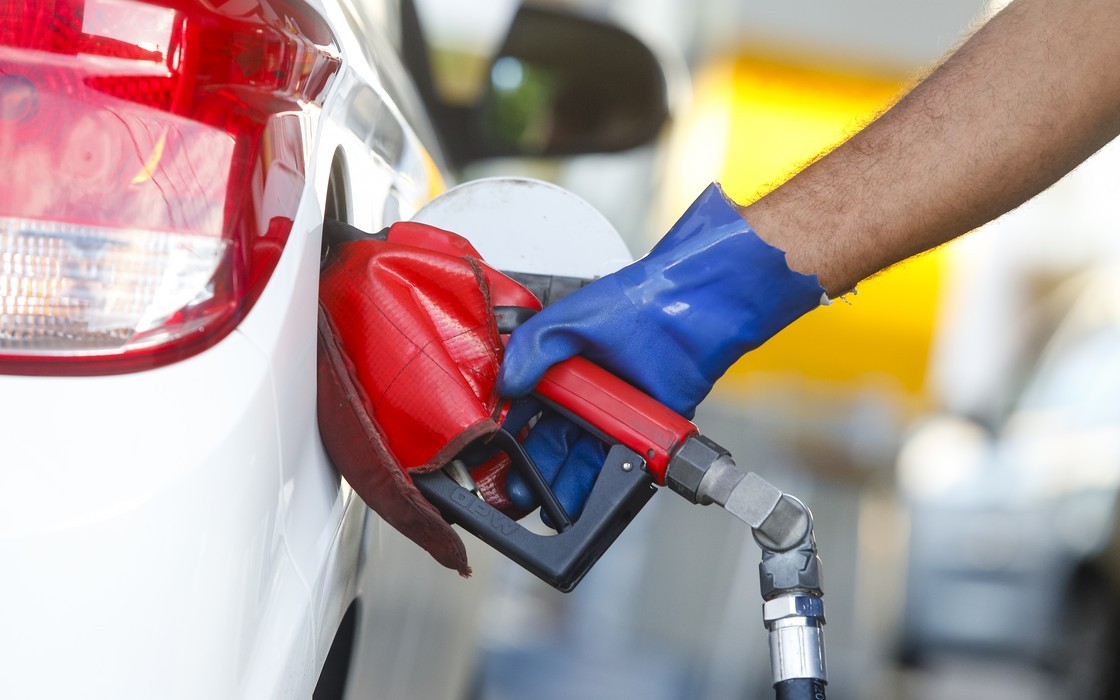 Postos de combustíveis começam a receber gasolina com desconto de impostos federais