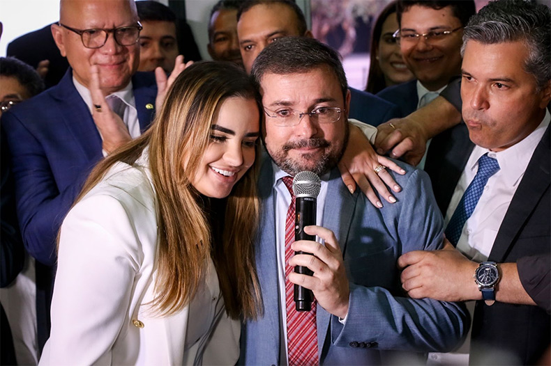 Bárbara do Firmino rompe com oposição e declara apoio à pré-candidatura de Fábio Novo
