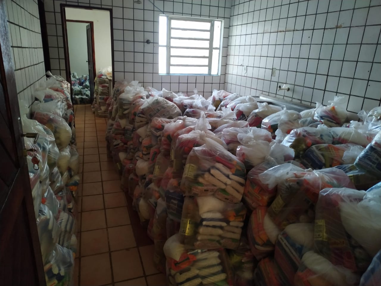 ONG Fonatrans vai distribuir 250 cestas básicas para famílias carentes em Picos