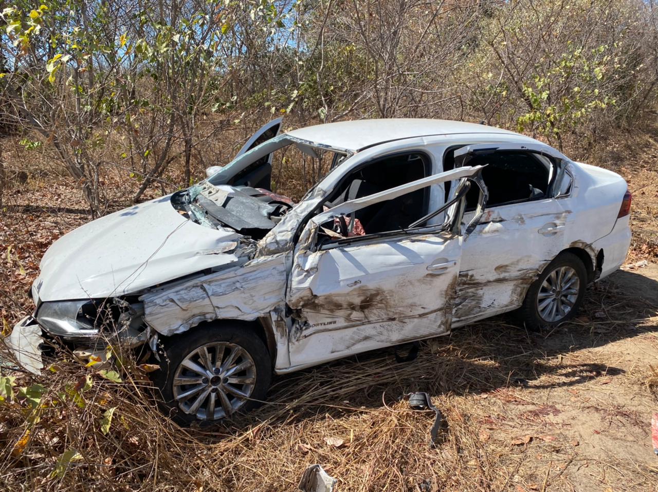 Motorista morre e outras quatro pessoas ficam feridas em acidente na BR-316, em Valença do Piauí