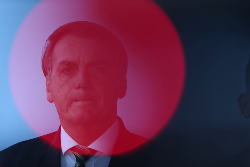 'Bolsonaro é maior ameaça no Brasil', alerta revista