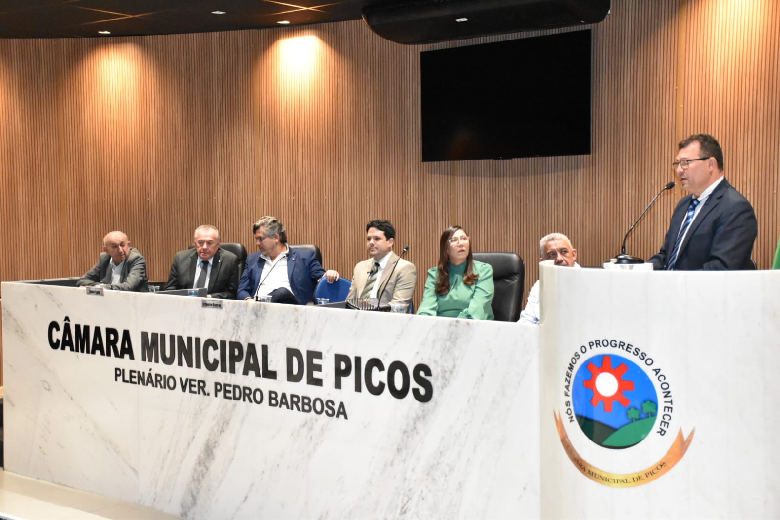 Câmara Municipal de Picos inaugurou o anexo Emir Maia Martins
