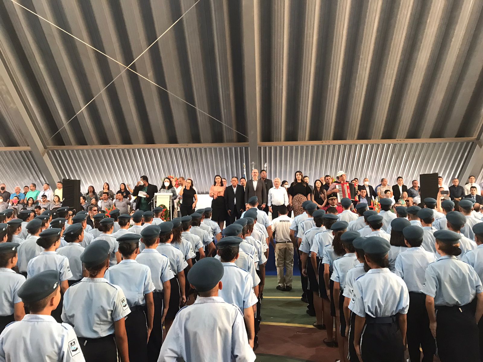 Ministro da Educação participa de inauguração da Escola Cívico-Militar em Picos