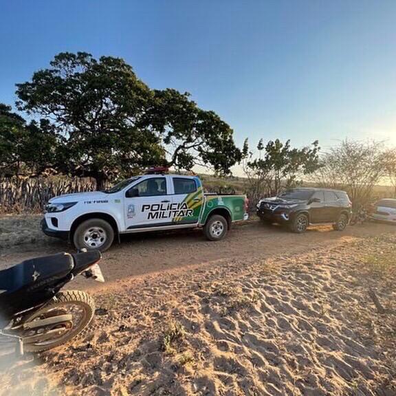 Assaltantes mortos durante confronto em Geminiano tinham histórico de crimes, diz delegado