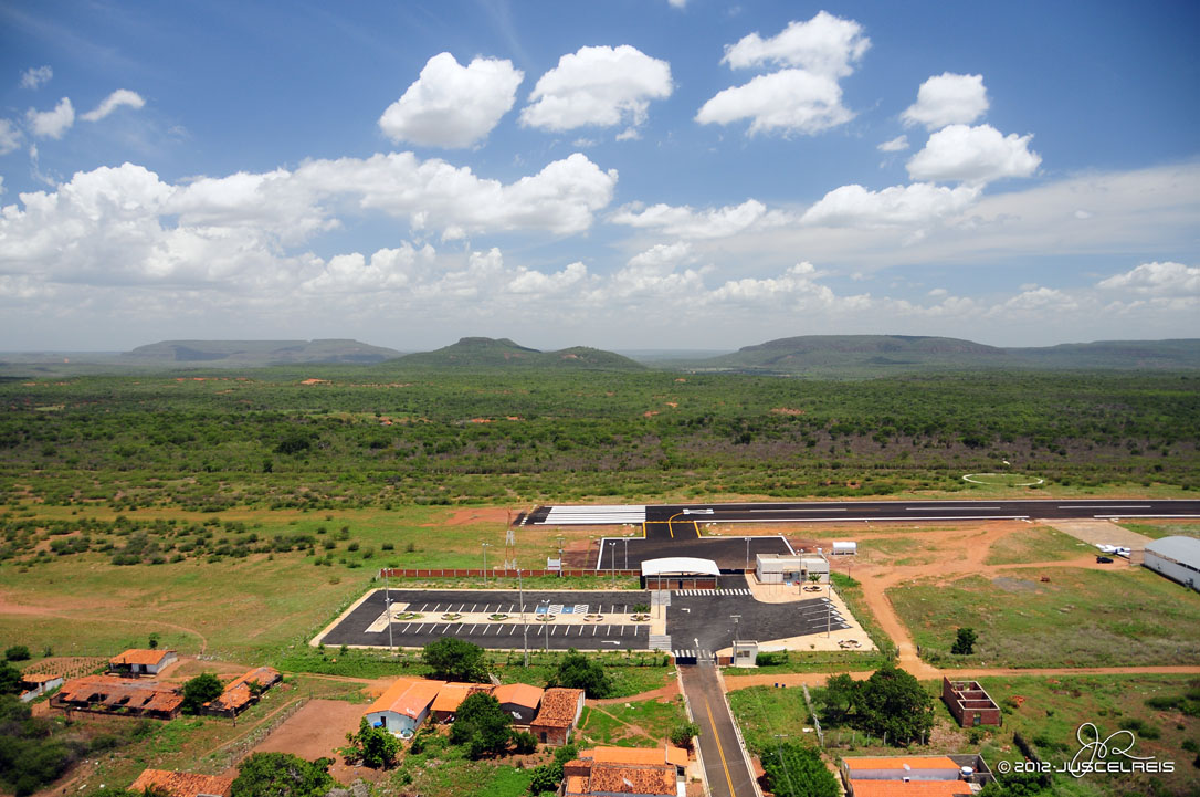 Rafael Fonteles anuncia que aeroporto de Picos terá voos regionais em breve