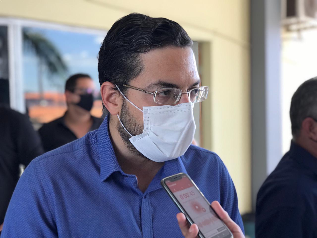 Sem aglomeração: Secretário de Saúde de Picos faz avaliação positiva sobre o plano de vacinação contra a Covid-19 no município