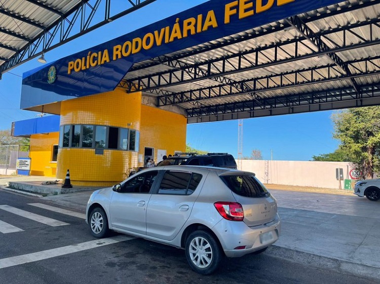 Veículo comprado de forma fraudulenta é recuperado pela PRF em Valença do Piauí