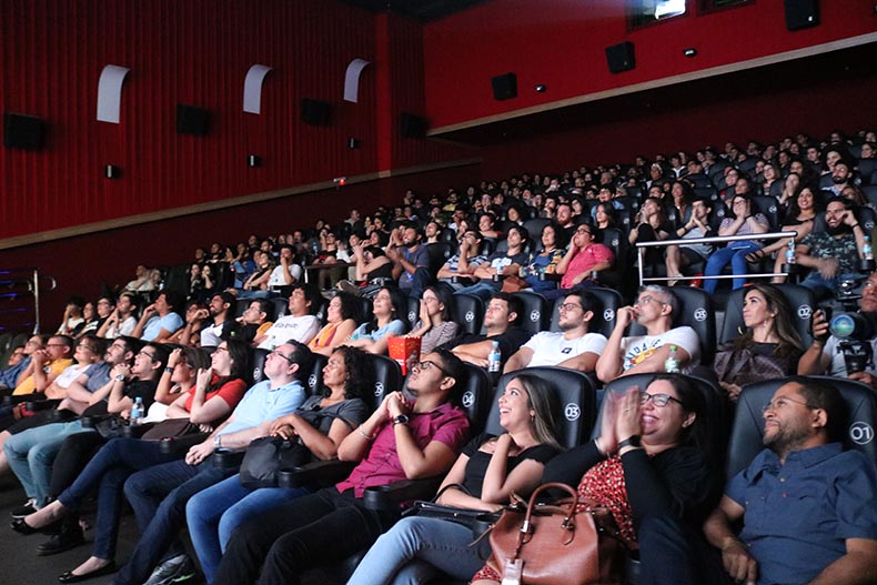 Lei obriga cinemas a realizarem sessões adaptadas para autistas no Piauí