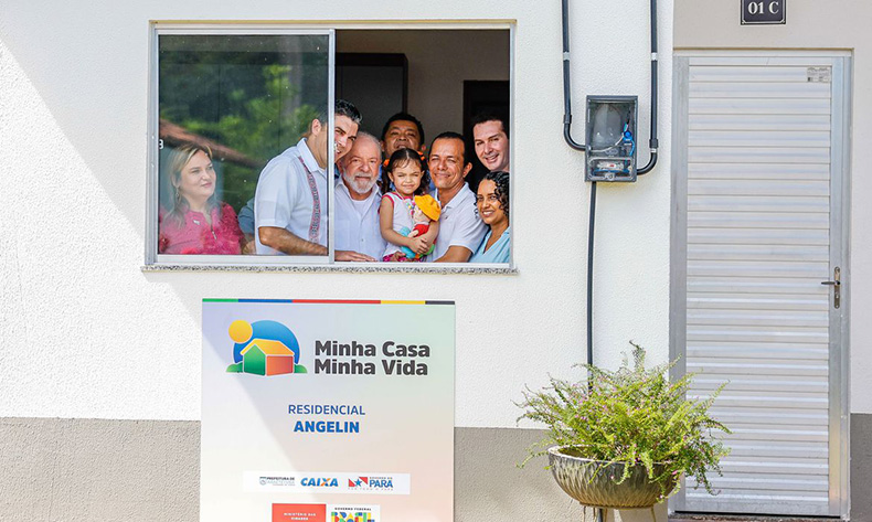 Minha Casa, Minha Vida é reparação histórica com o povo, diz Lula ao sancionar nova lei